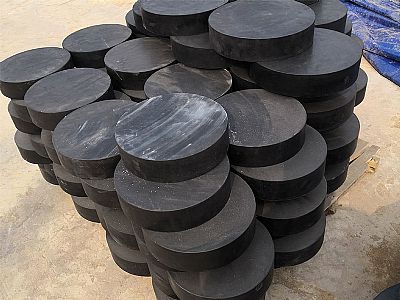 漳州板式橡胶支座由若干层橡胶片与薄钢板经加压硫化